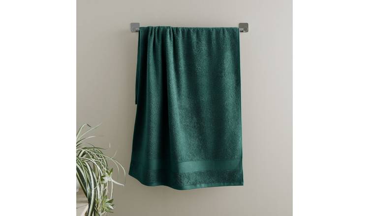Catherine Lansfield Anti Bacterial Bath Towel - Forest Green