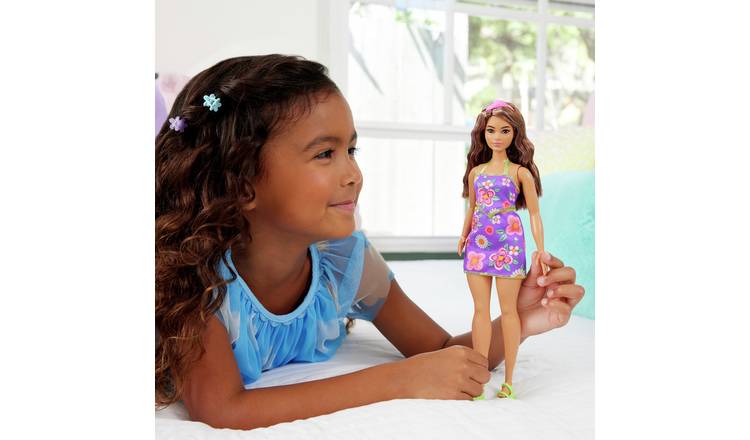 Barbie Fashionista in Floral Outfit Doll & Accessories