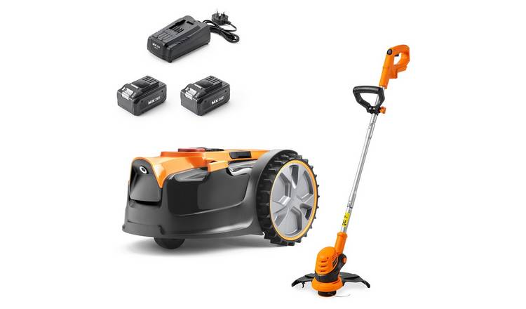 LawnMaster 16cm Cordless Robotic Lawnmower - 24V