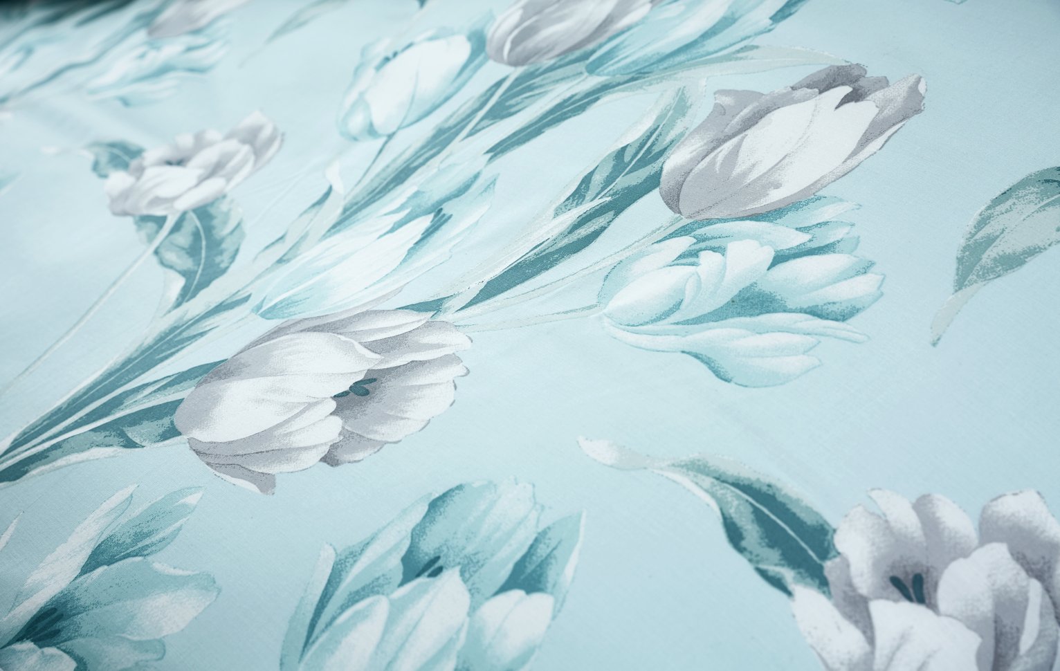 Dreams N Drapes Tulip Duck Egg Bedding Set Review