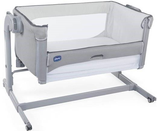 Cribs and moses baskets