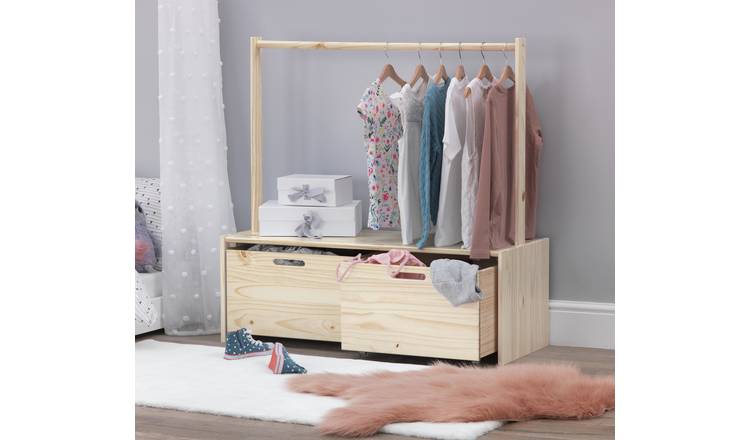 Chest of drawers store with rail