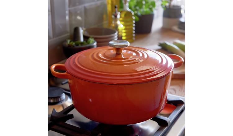 Habitat 5.3 Litre Cast Iron Casserole Dish - Orange