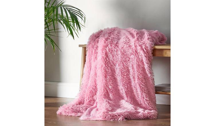 Catherine Lansfield Cuddly Blanket Throw 150 x 200cm - Bubblegum Pink
