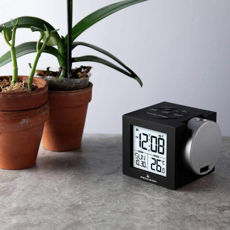 Precision Radio Controlled Projection Digital Alarm Clock 0
