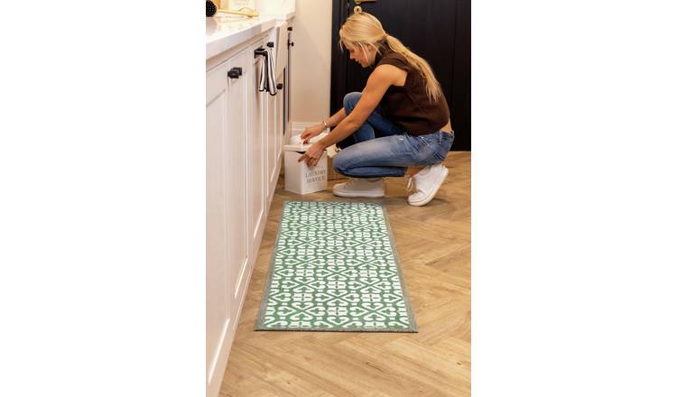 My Mat Harlequin Tile Green Short Pile Runner - 50x150cm