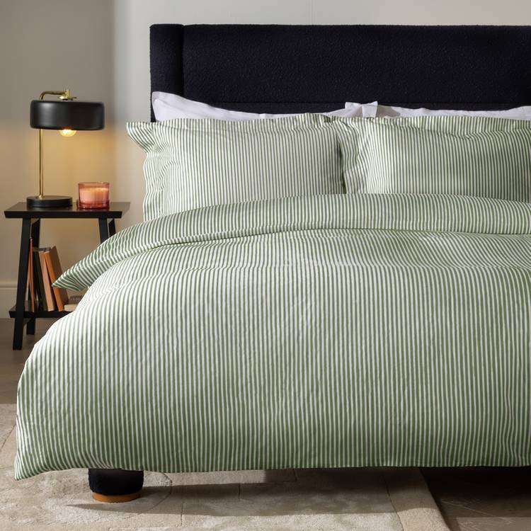 Habitat Cotton Stripe Oxford Edge Bedding Set - Superking 0