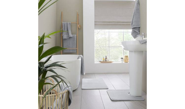 Catherine Lansfield Anti Bacterial Hand Towel - Silver