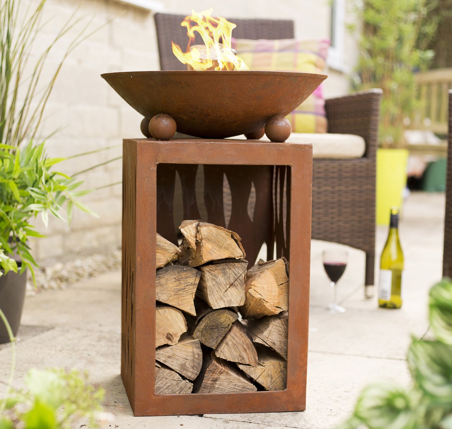 La Hacienda Ochiba Firepit with Log Store