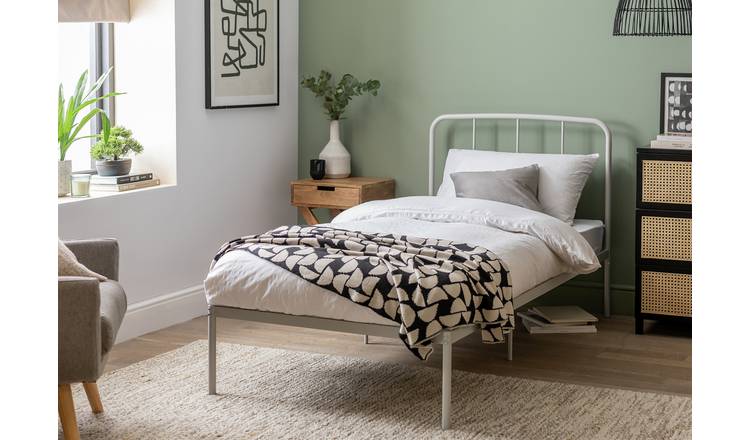 Metal single on sale bed online