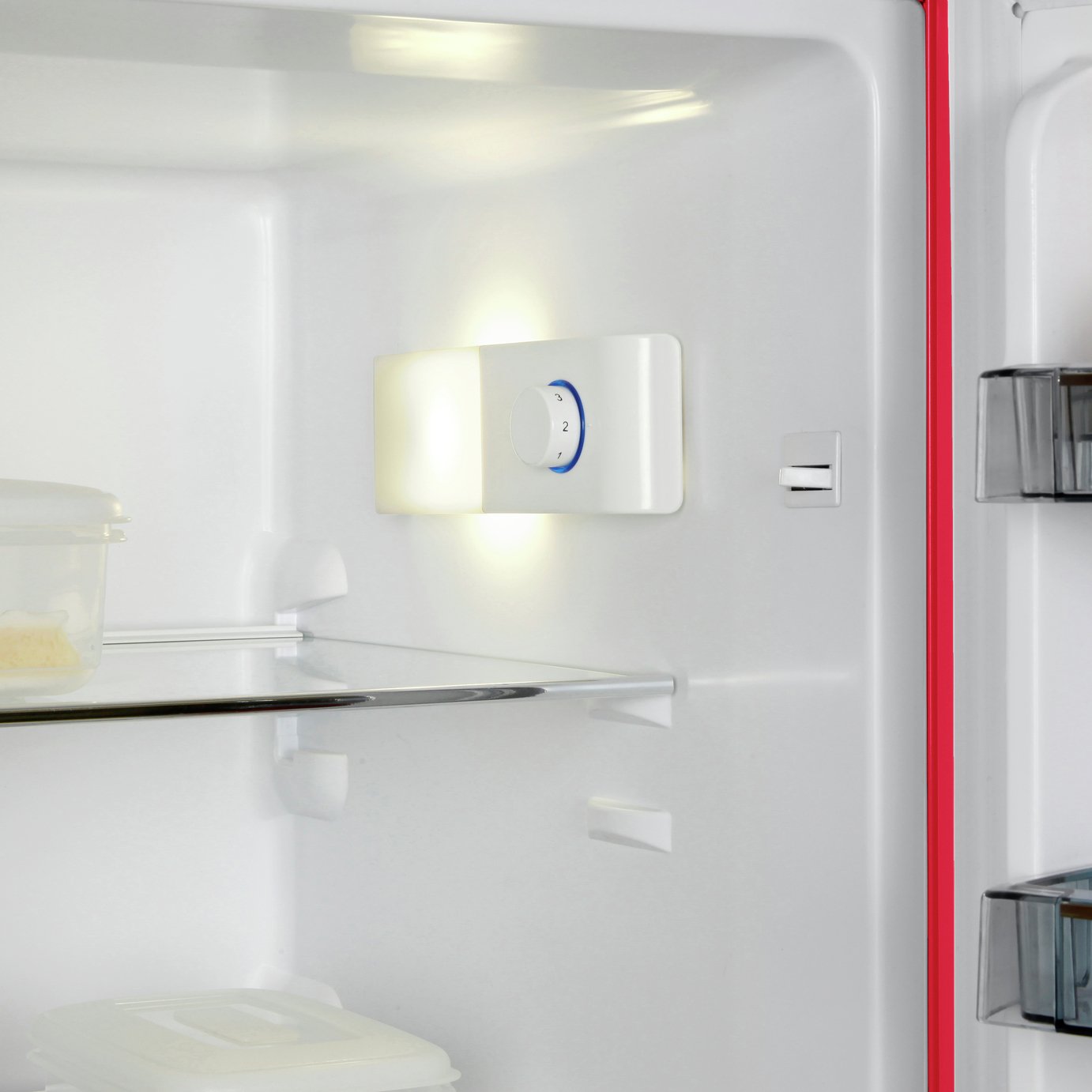 Swan SR11025RN Fridge Freezer Reviews