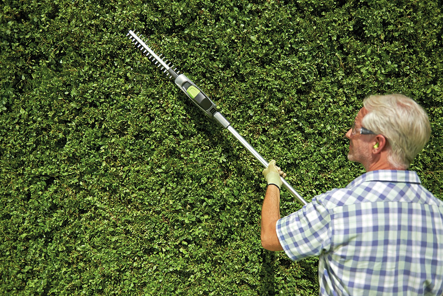 Gtech HT20 31.5cm Cordless Pole Hedge Trimmer Reviews