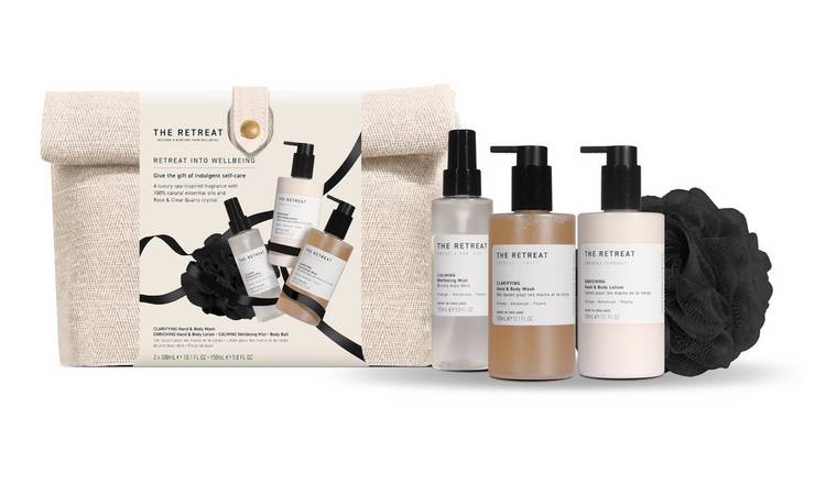The Retreat Into Wellbeing Indulgent Self?Care Gift Set