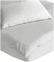 Argos Home Waterproof Plain White Bedding Set Double 4577498 