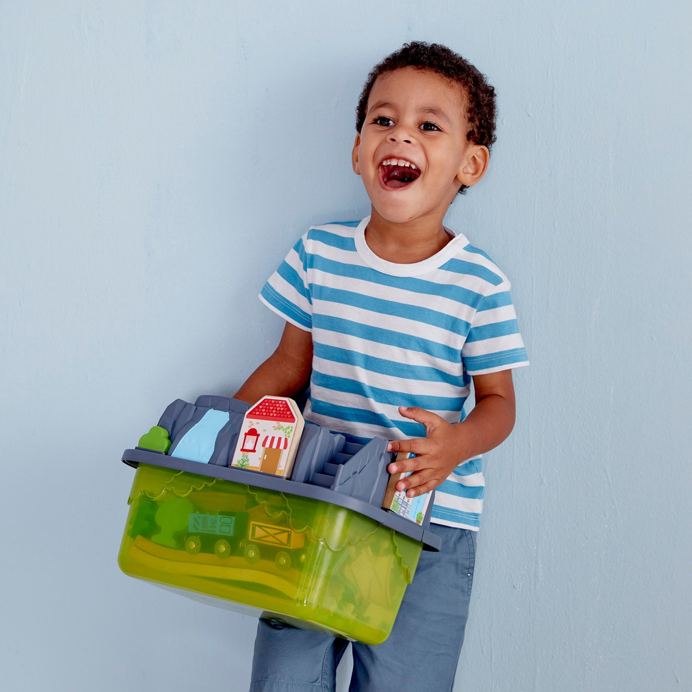 Hape Railway Bucket Builder Review