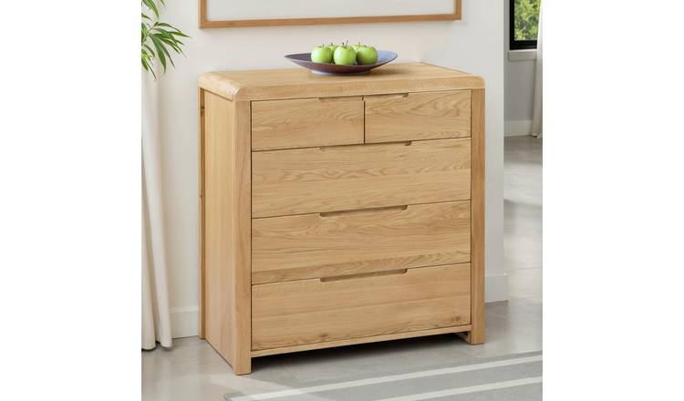 Julian Bowen Curve 5 Drawer Chest - Light Oak