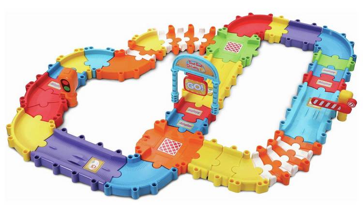 Buy Toot-Toot Drivers Flexible Track Set | Early learning toys | Argos