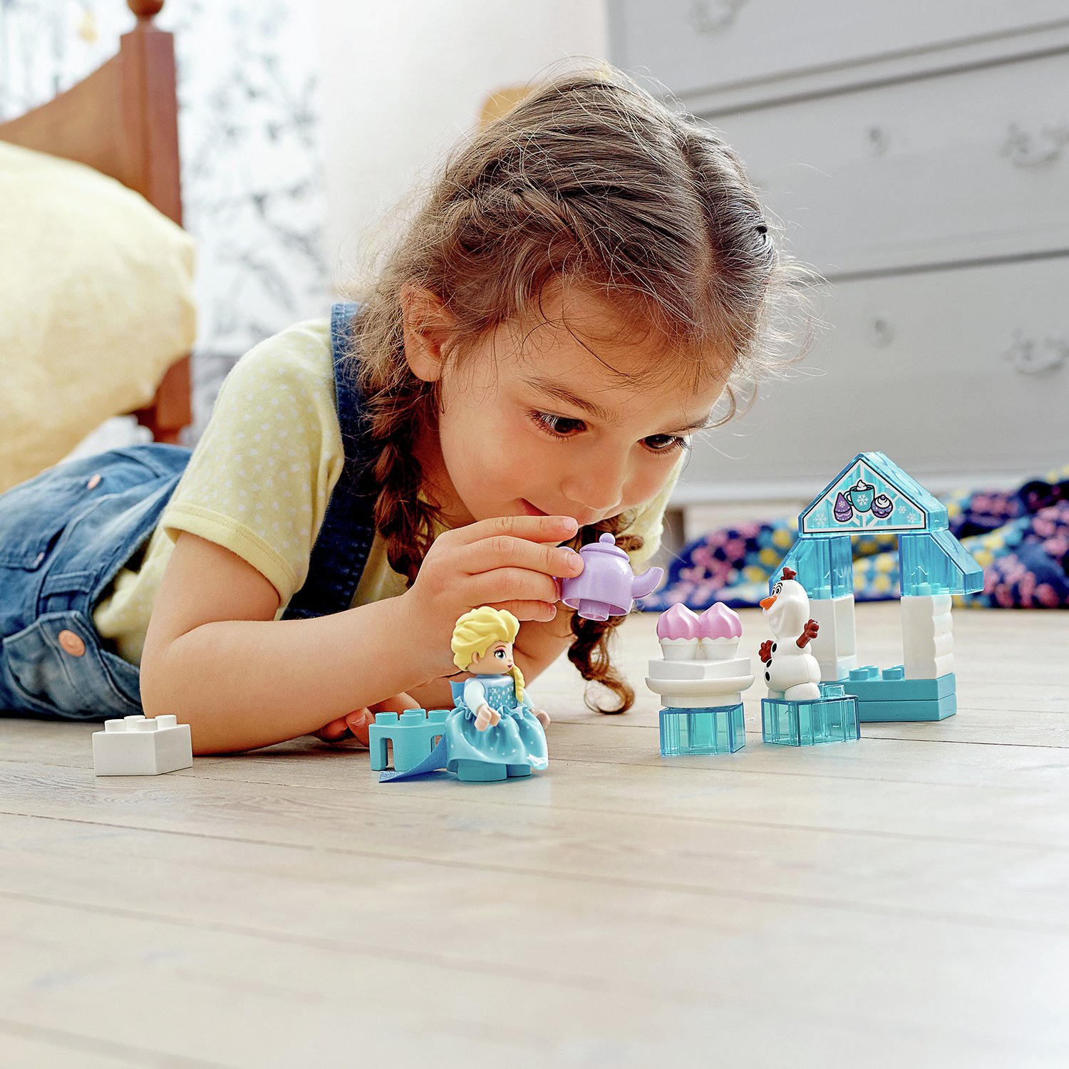 LEGO DUPLO Frozen II Elsa and Olaf's Ice Party Set Review