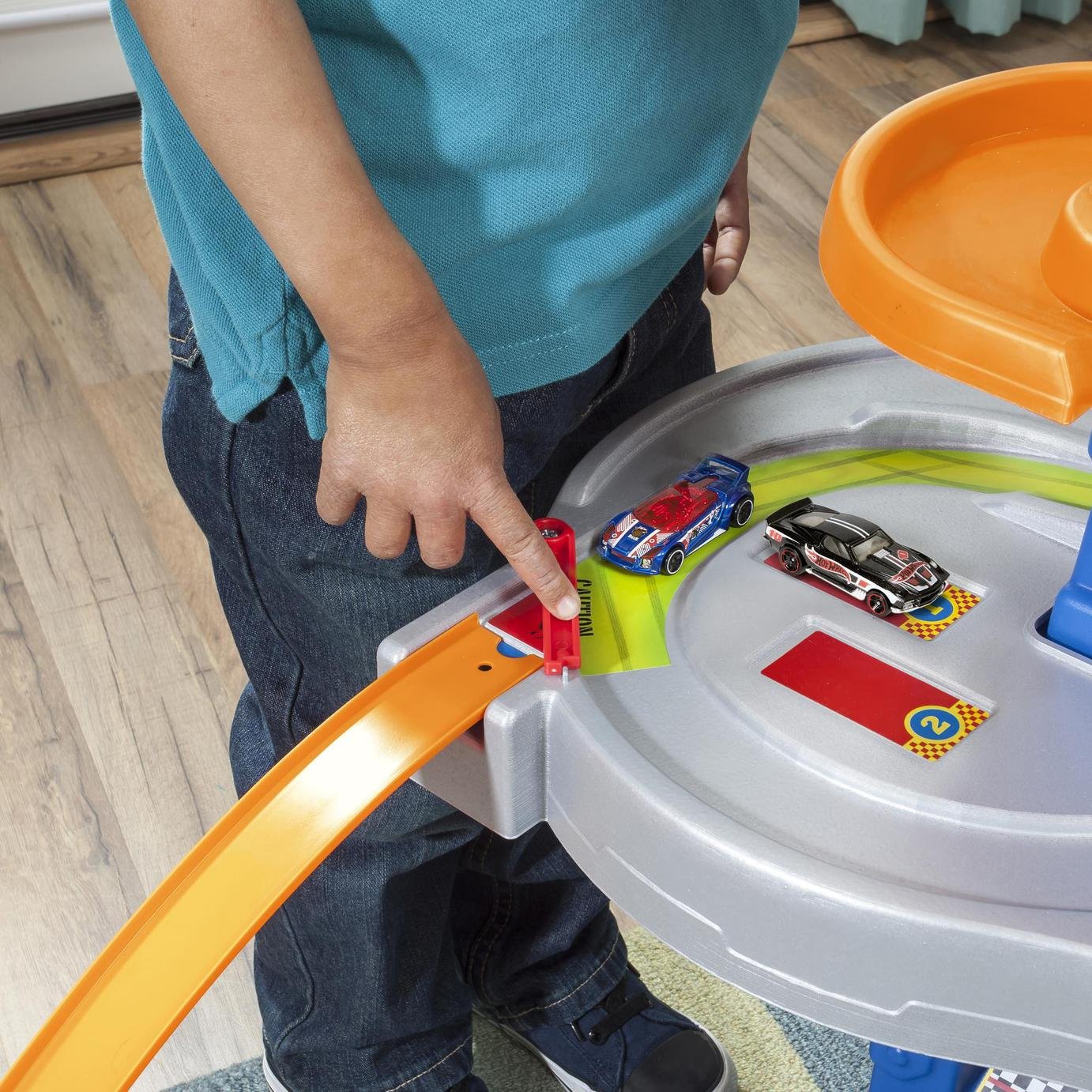 This Step2 Hot Wheels Car & Track Table Reviews