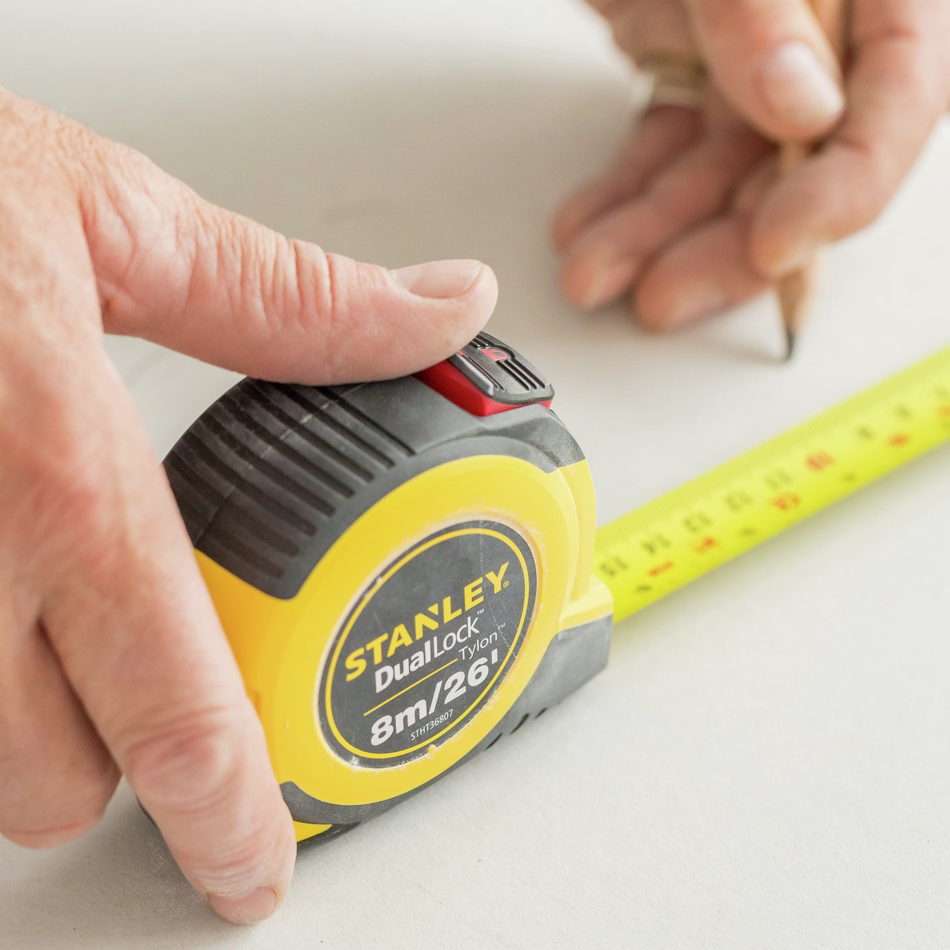 Stanley 8m Dual Lock Tape Measure Reviews