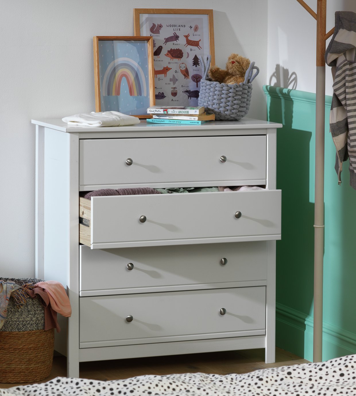 Habitat Brooklyn 4 Chest of Drawers - White