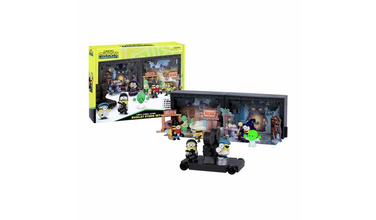 Minions & Monsters Backlot Studio Figures Set