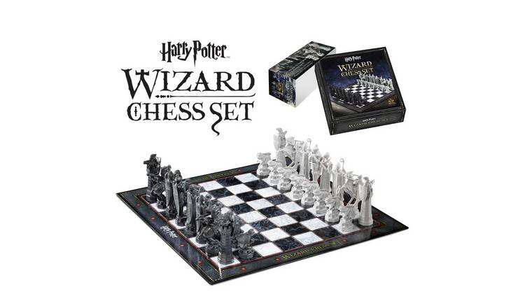 Noble Collection Harry Potter Wizard Chess Set