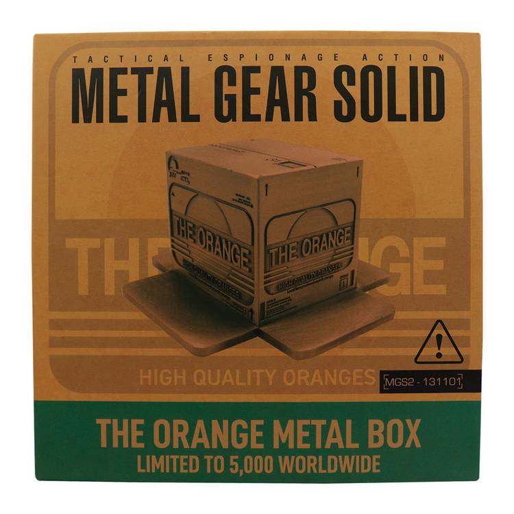 Fanattik Metal Gear Solid 2 Cardboard Box Replica Limited Gold Edition Collectible 111x105x59mm