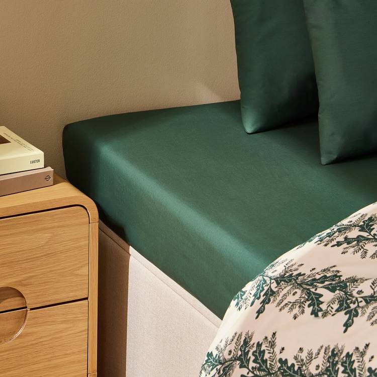 Habitat Cotton 200 TC Plain Forest Green Fitted Sheet - Single 0