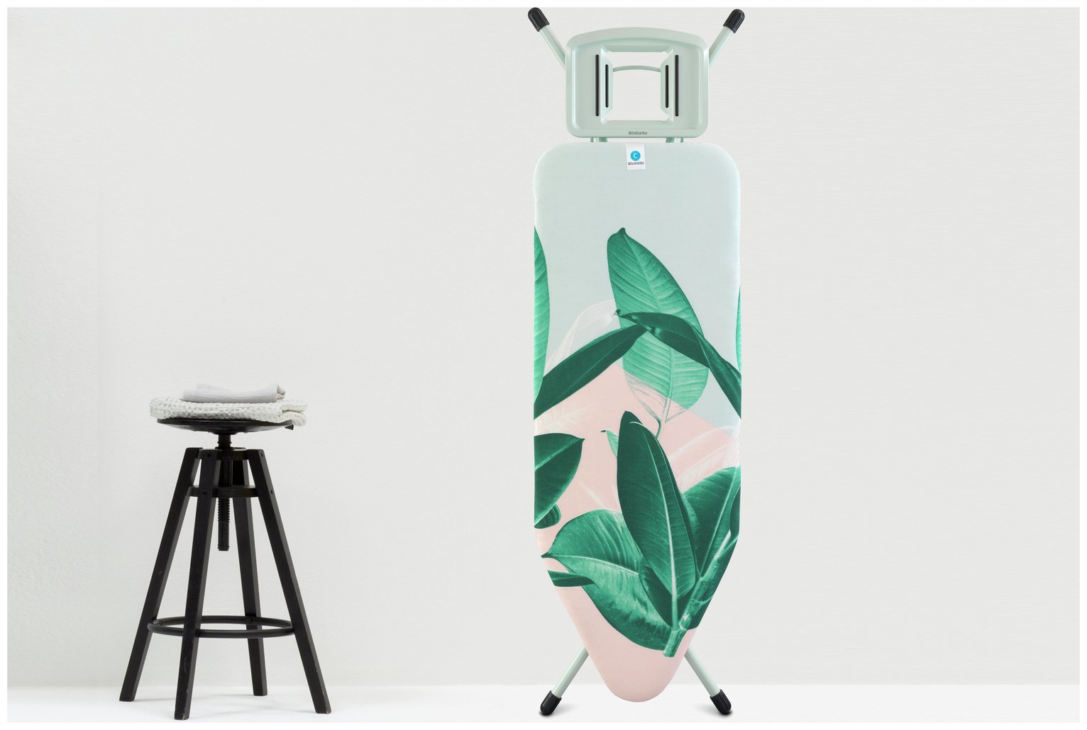 Brabantia 124cm x 45cm Ironing Board Reviews