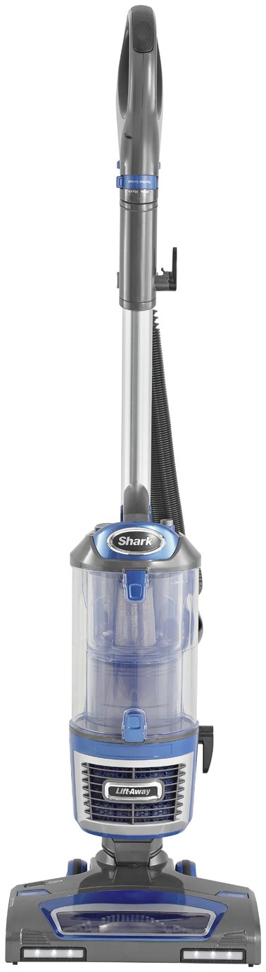 Shark NV601UK Lift-Away Bagless Upright Vacuum Cleaner review