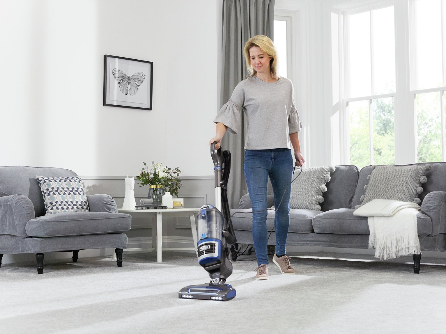Shark NV601UK LiftAway Bagless Upright Vacuum Cleaner Reviews