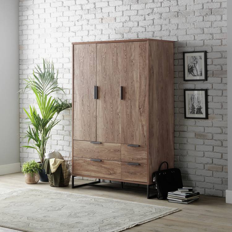 Habitat Nomad 3 Door 4 Drawer Wardrobe - Oak Effect 0