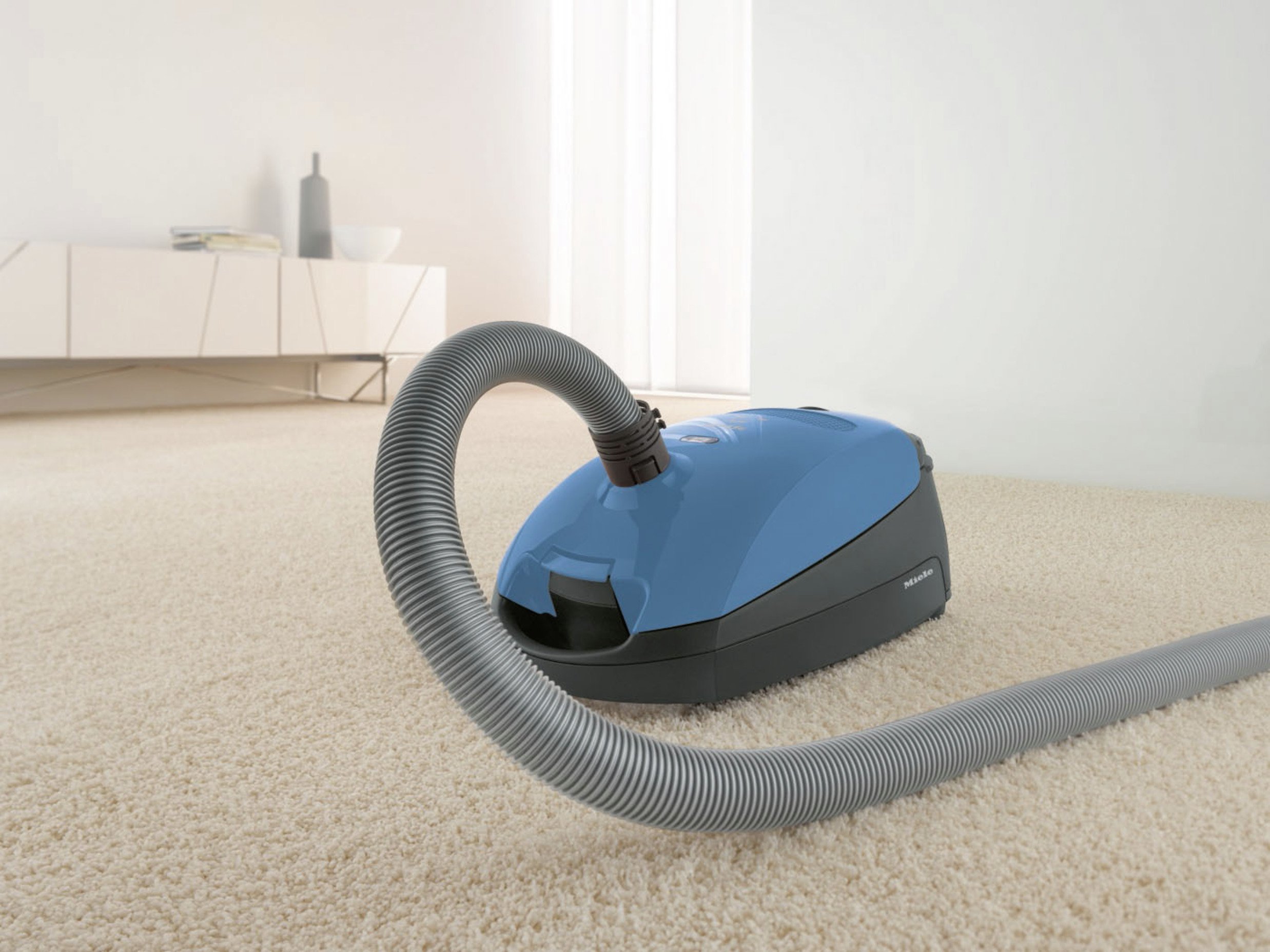 Miele C1 Junior Powerline Bagged Cylinder Vacuum Cleaner Reviews