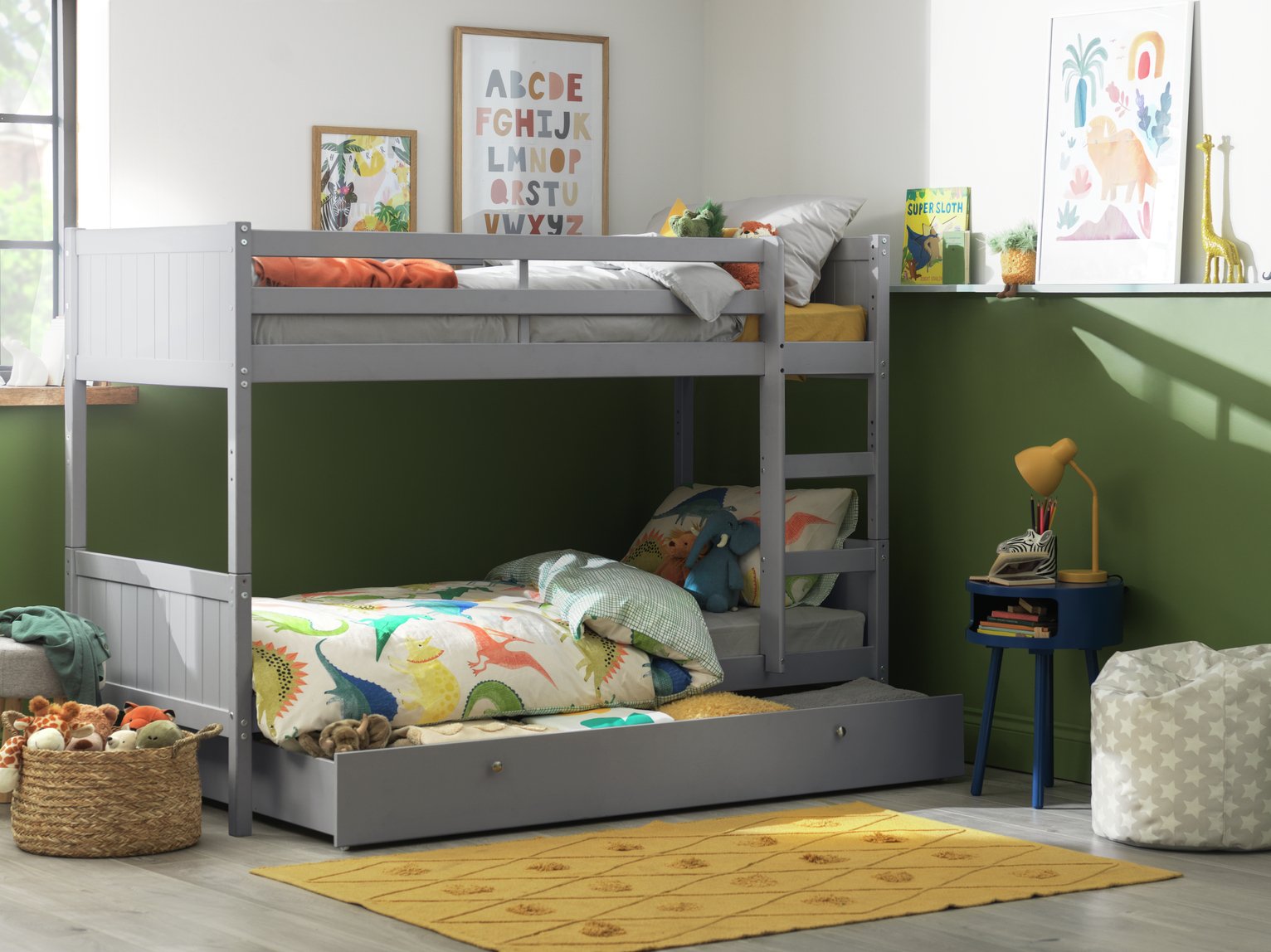 bunk bed with 2 mattresses