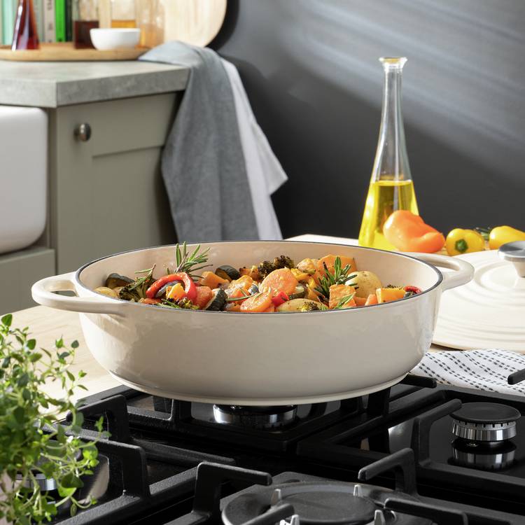 Habitat 4 Litre Cast Iron Shallow Casserole Dish - Cream 0