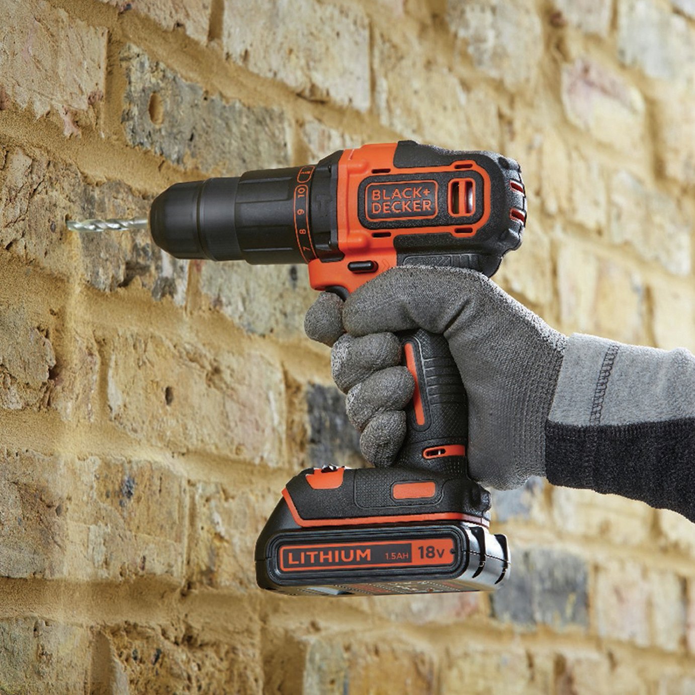 Black & Decker BCD700S1KA Hammer Drill with Battery Reviews