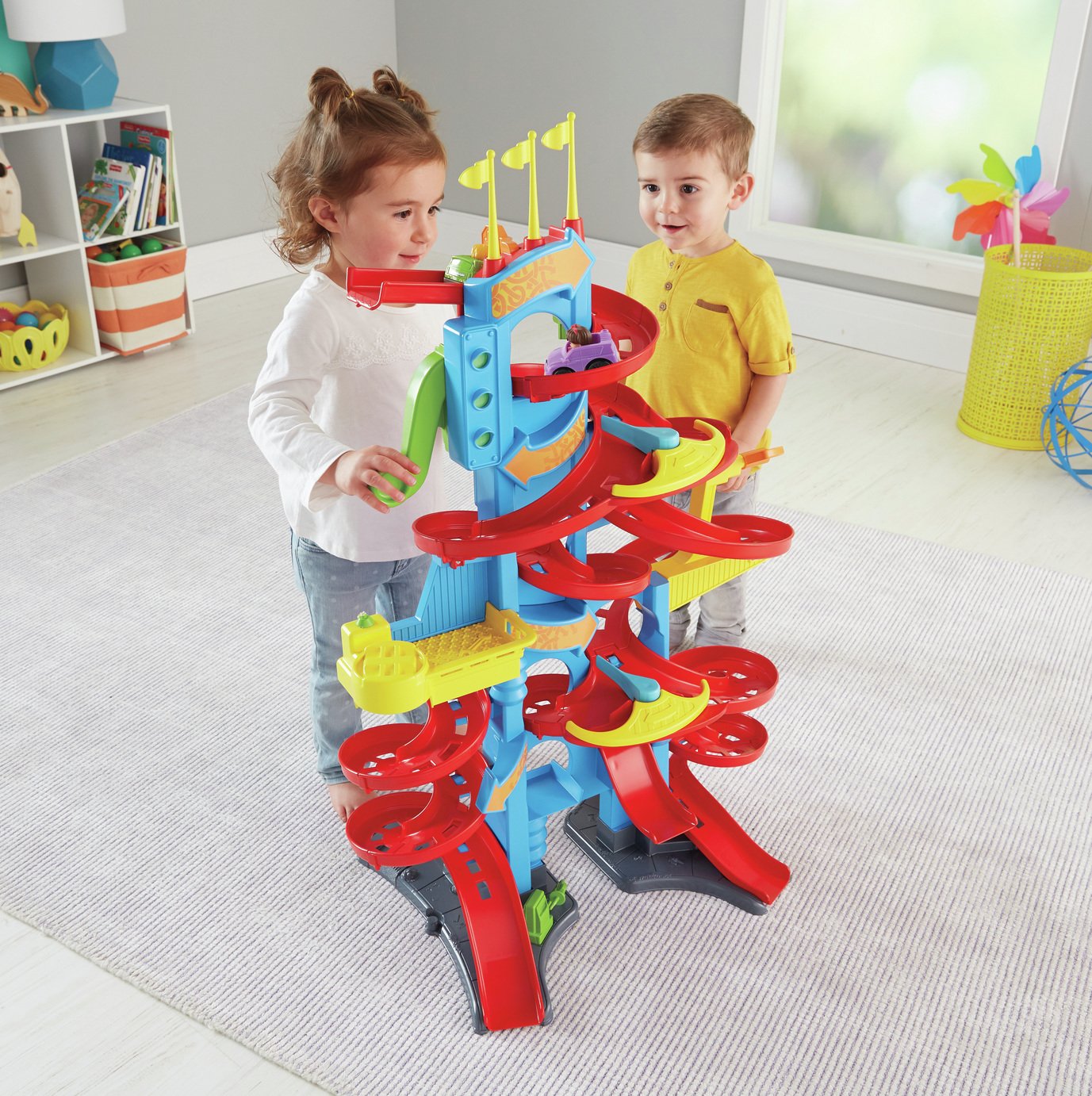 little people spiral speedway