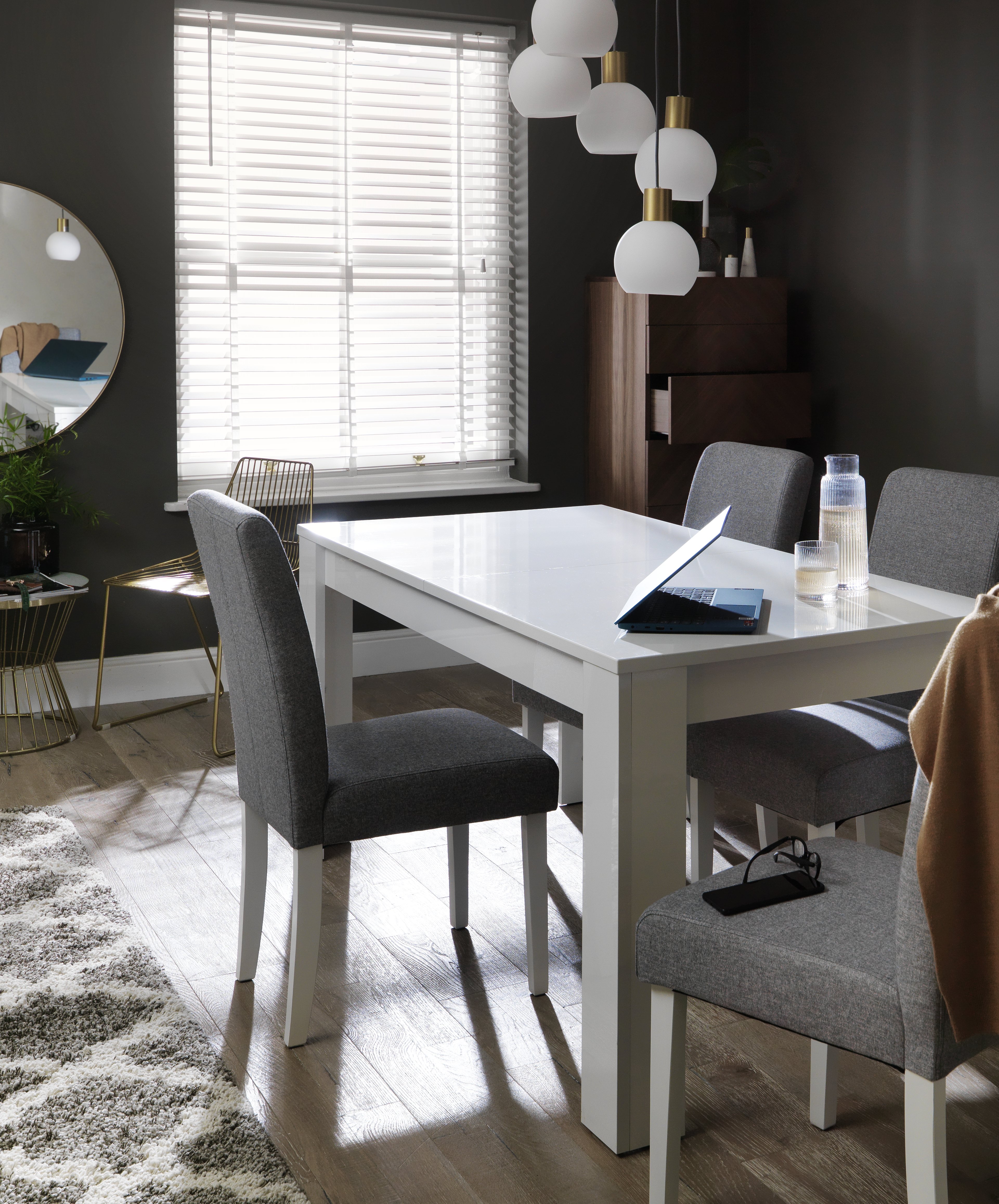 Argos Home Miami Gloss Extending Table & 4 Tweed Chair -Grey Review