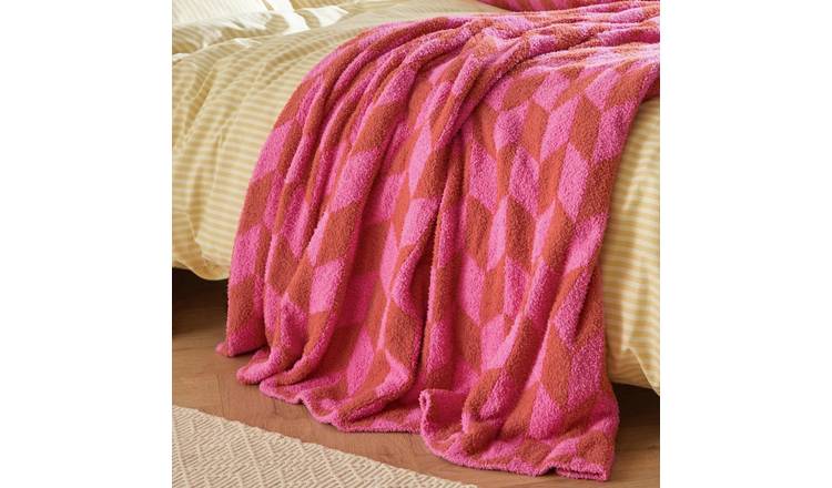 Furn Olsen Geometric Throw - Pink - 130x180cm
