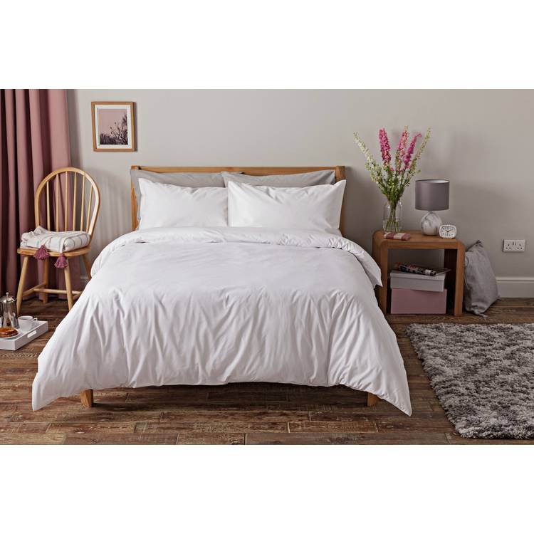 Habitat Pure Cotton 200TC White Bedding Set - Kingsize 0