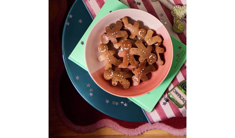Habitat Gingerbread Shape Bowl Filler
