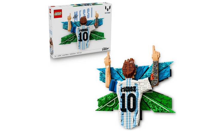LEGO Editions Lionel Messi Celebration Set 43018 PREORDER