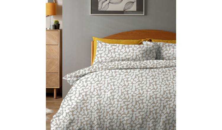 Habitat Floral Beige & White Bedding Set - Double