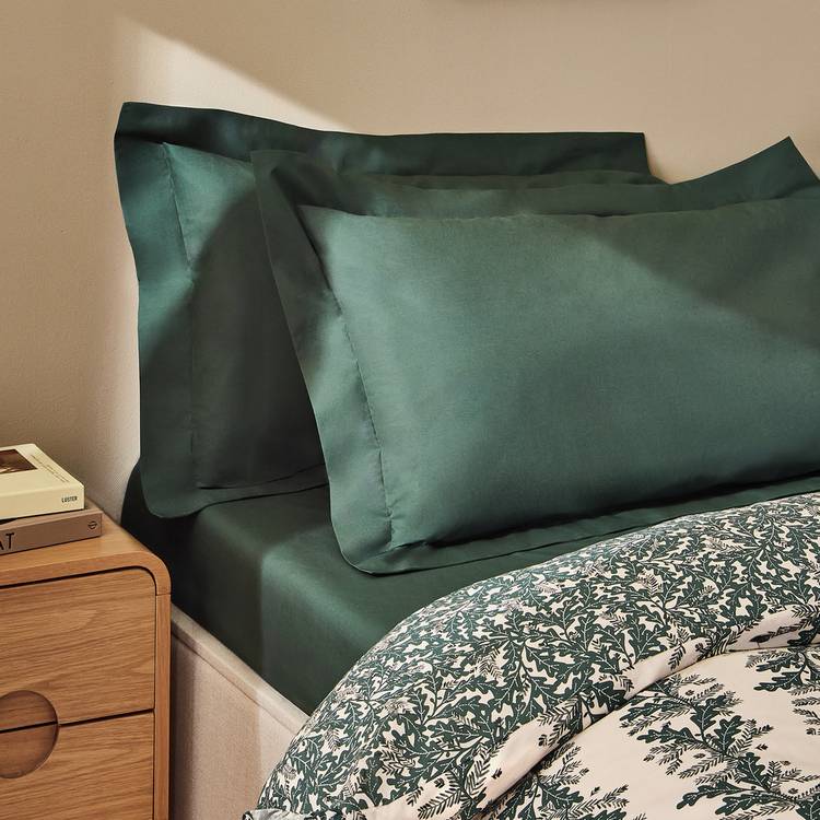 Habitat Cotton 200 TC Plain Forest Green Oxford Pillowcase Pair 0