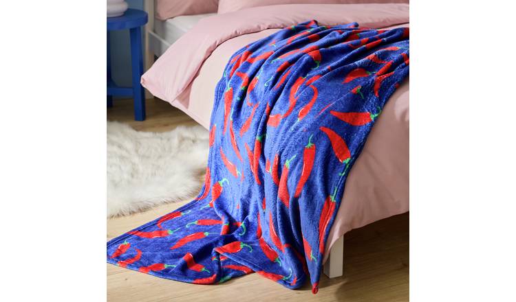 Argos Home Chilis Fleece Throw - Navy - 150x125cm
