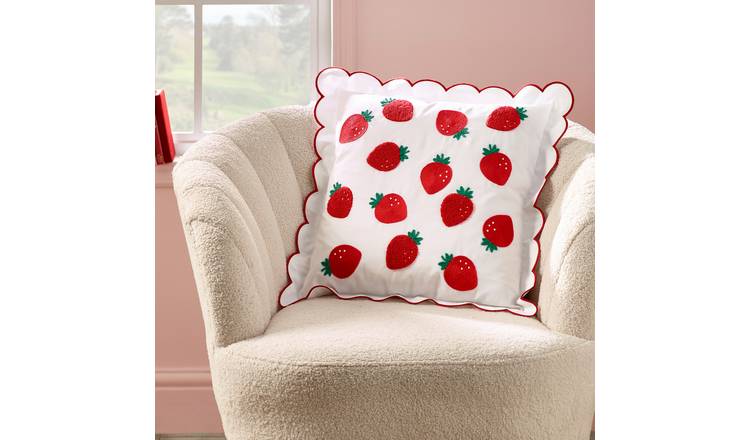 Catherine Lansfield Strawberry Cushion White - 45x45cm