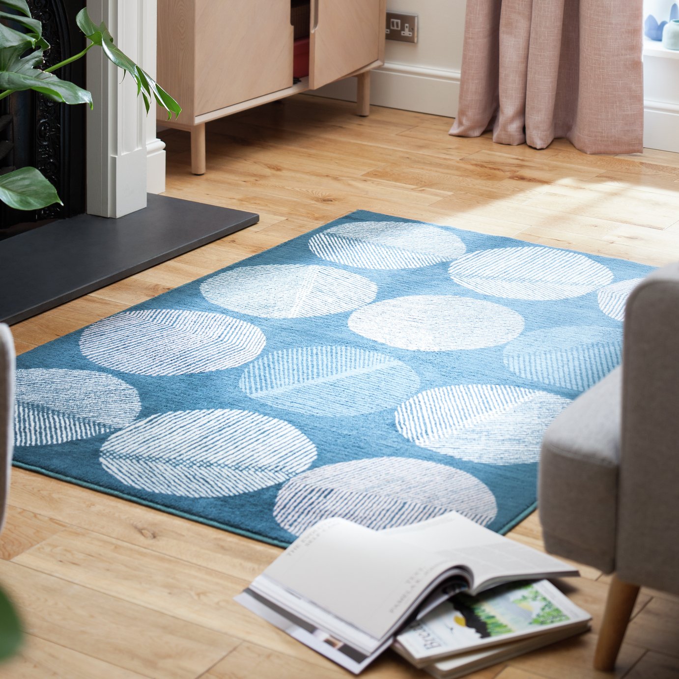 Habitat Skandi Geo Leaf Cut Pile Rug - 120x170cm - Navy