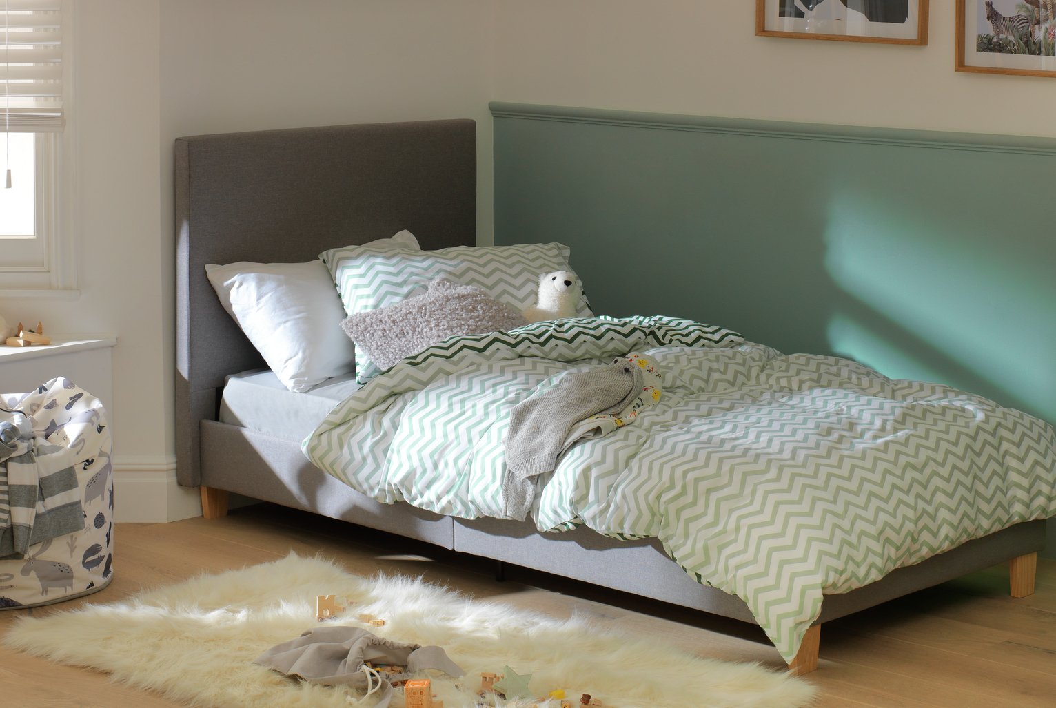 kids small double bed