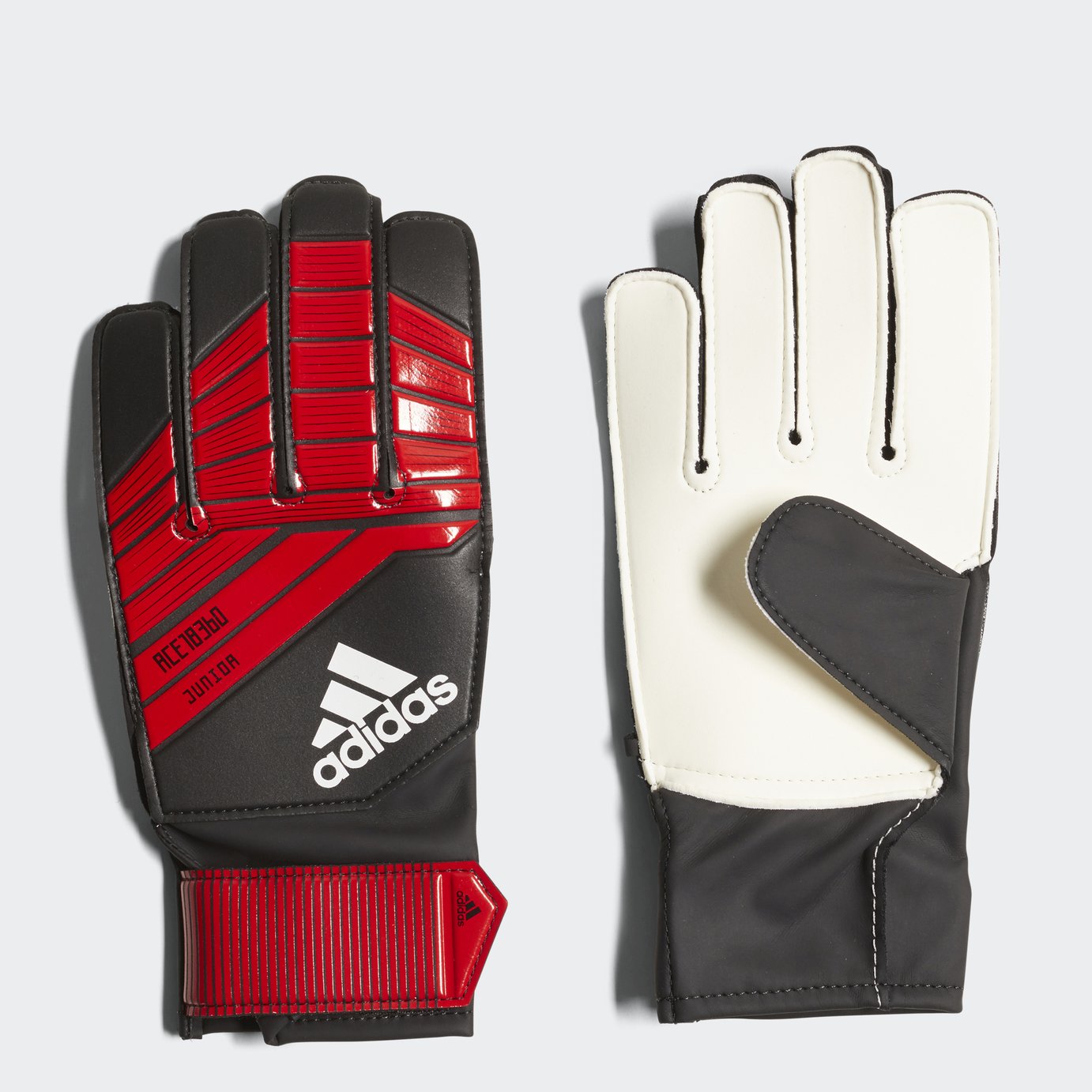 Adidas Predator Junior Goalkeeping Gloves Reviews